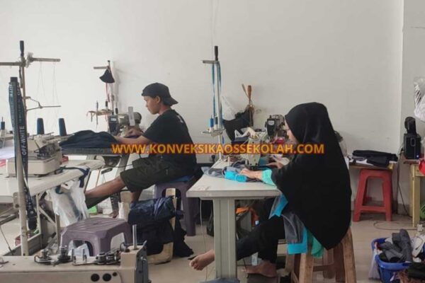Proses Produksi Seragam Sekolah Karangwuni